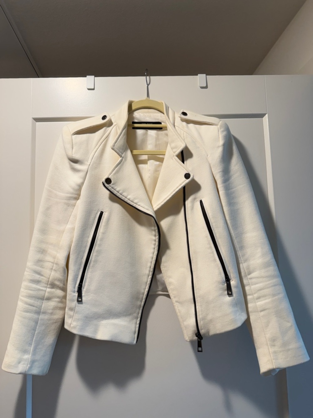 Zara White Moto Jacket with Black Zipper